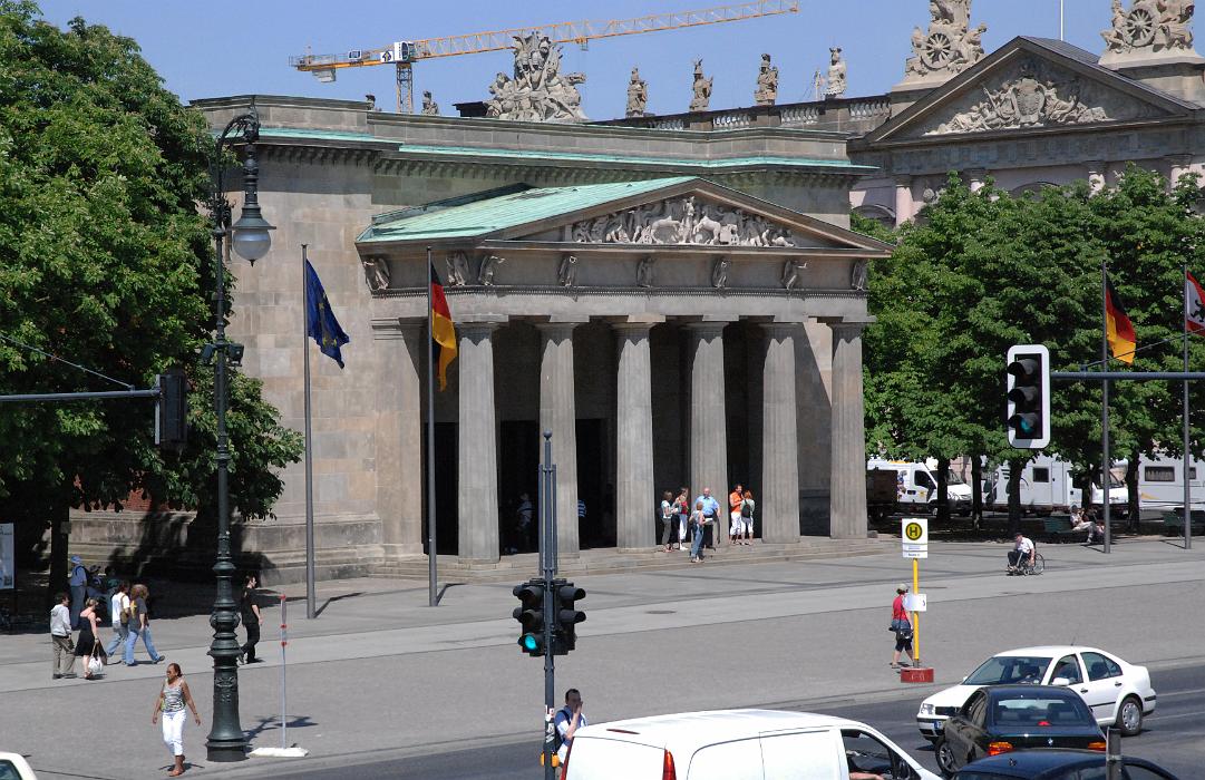 DSC_0846_edit.jpg - Unter den Linden.