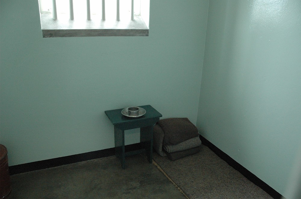 DSC_0486.JPG - Nelson Mandela's celle.