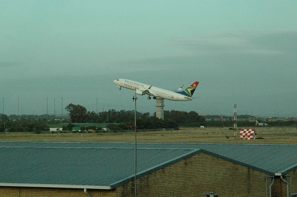 DSC_0532_udsnit.jpg - Cape Town International Airport.